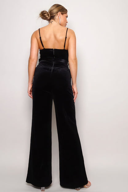 Samba-Jumpsuit aus Samt mit Strassgürtel