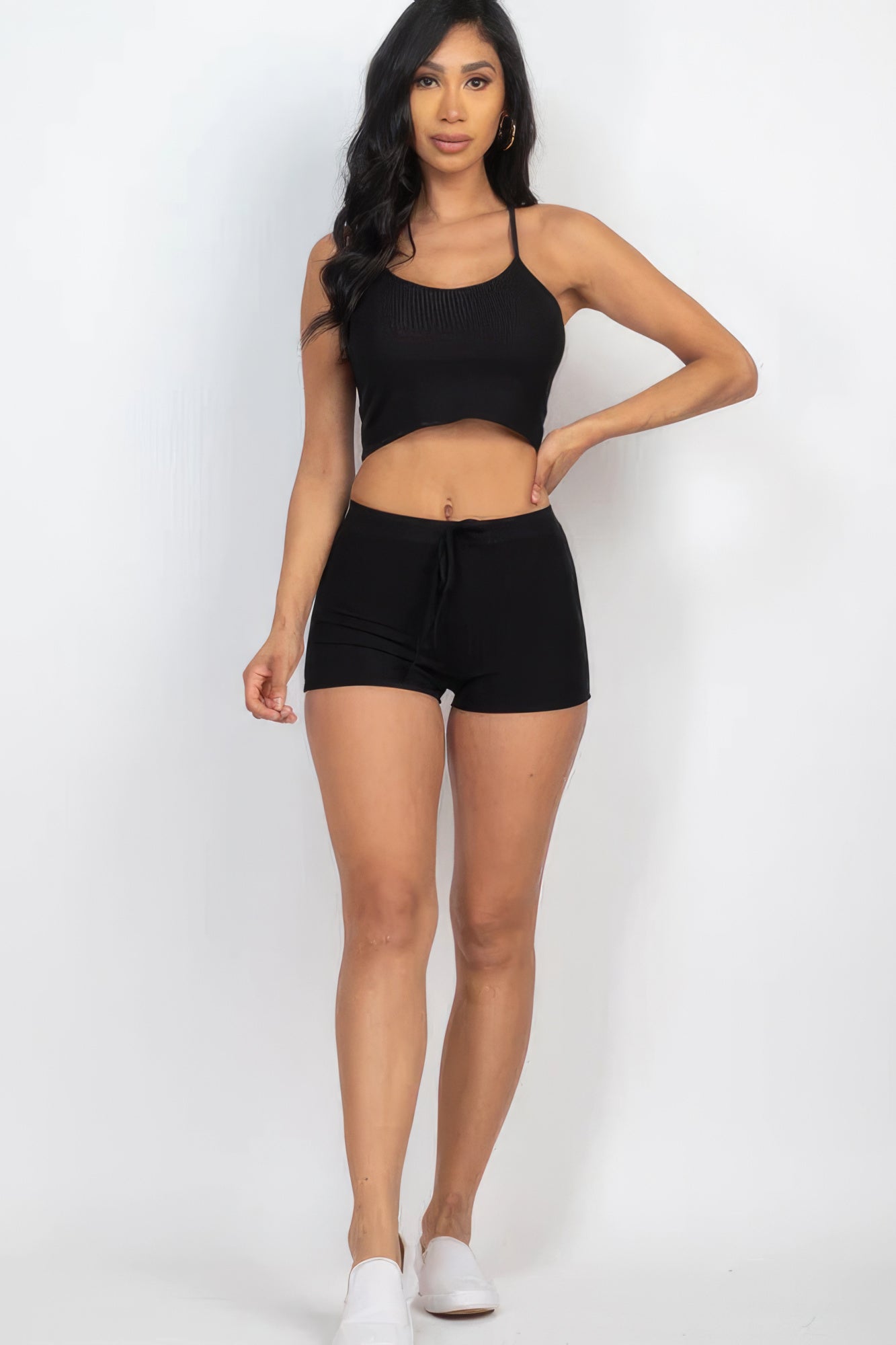 Set aus geripptem, kurzem Camisole-Top und Shorts