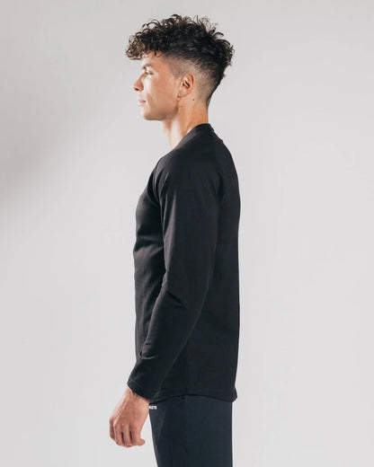 Stylish Men's Long Sleeve Gym T-Shirt: Elevate Your Workout Wardrobe