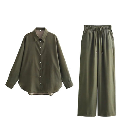 Long Sleeve Shirt and Wide-Leg Pants for a Chic and Minimalist Style